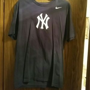 New york yankees tshirt